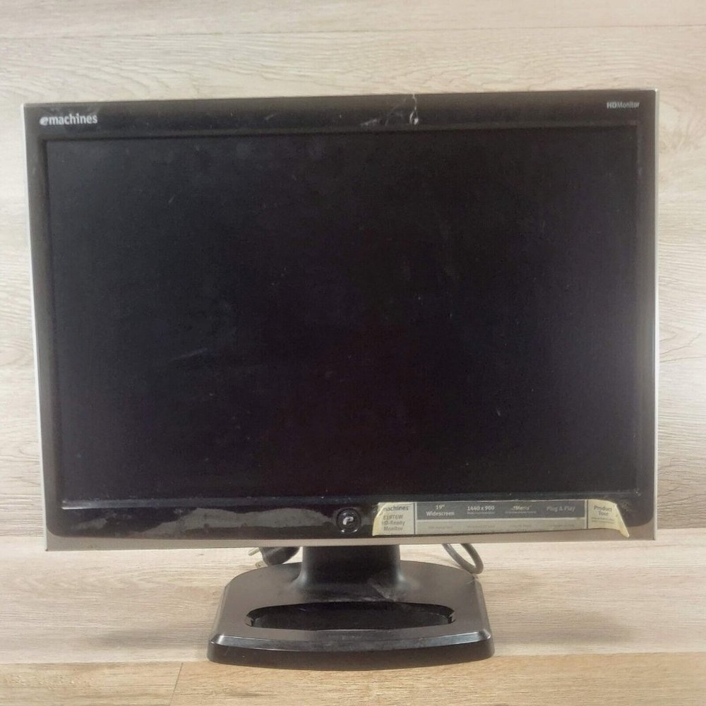 eMachines Model Number LE 1987 15.5" Height Computer Screen Monitor Display